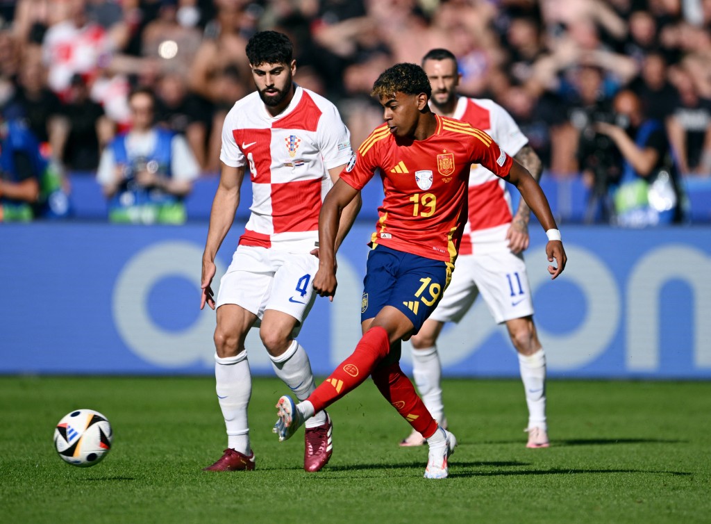 拉明耶馬速度和爆發力兼備，令西班牙踢得更直接。Reuters