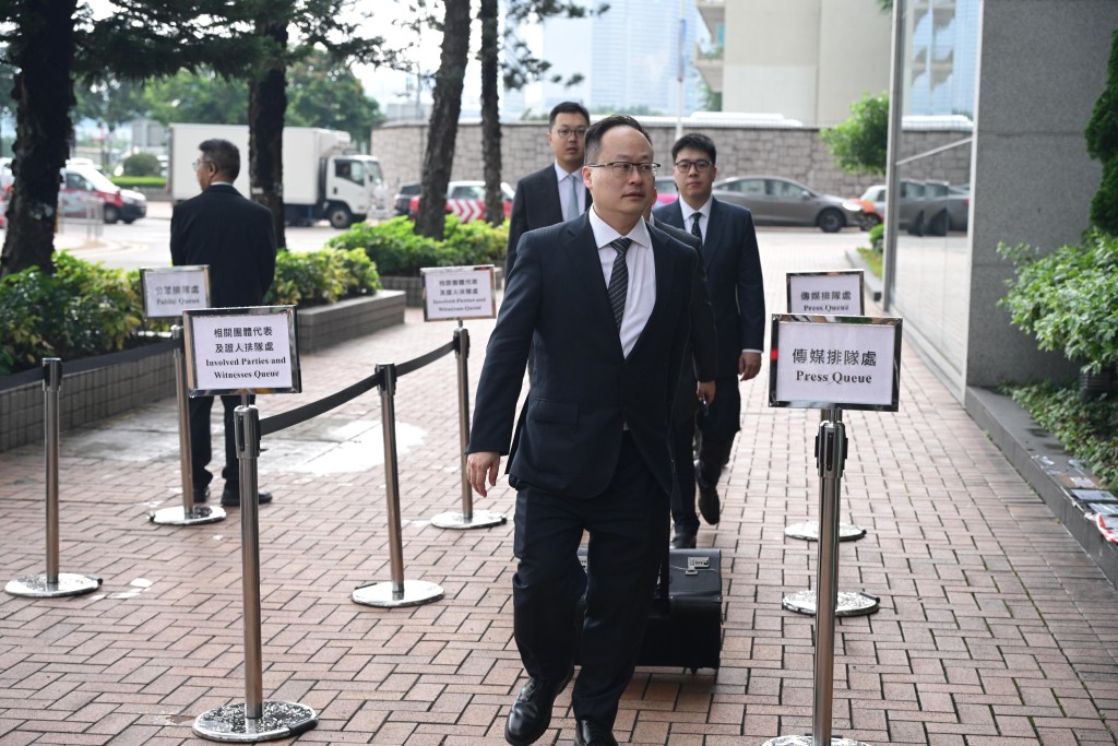 代表政府的資深大律師孫靖乾。