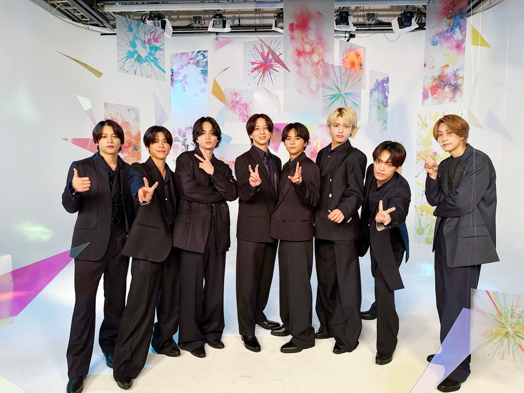 豬俁周杜（左一）被炒魷，timelesz將以7人體制活動。