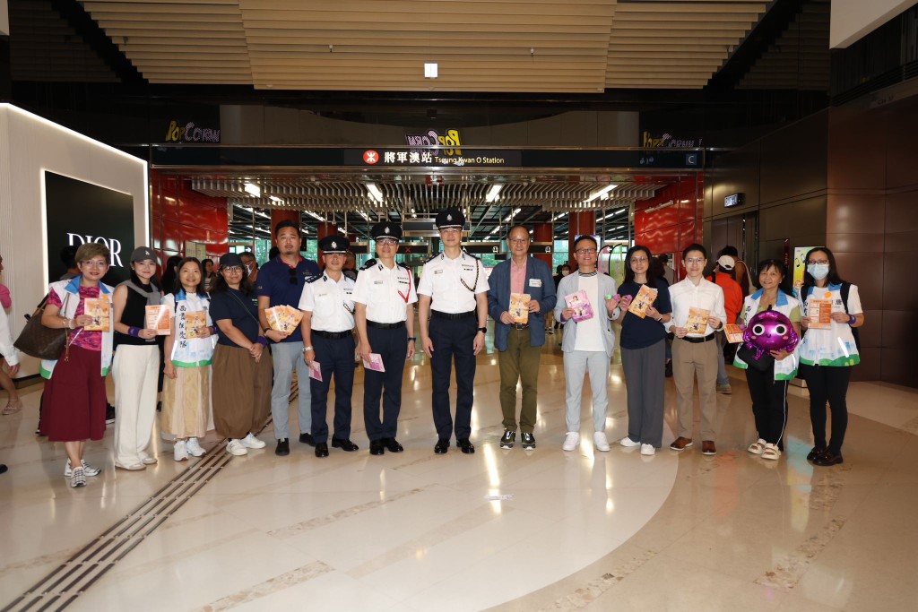 來自50個機構及團體在將軍澳及西貢不同的地方作防騙宣傳及教育工作。