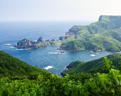 兩船在島根縣海域相撞。網圖