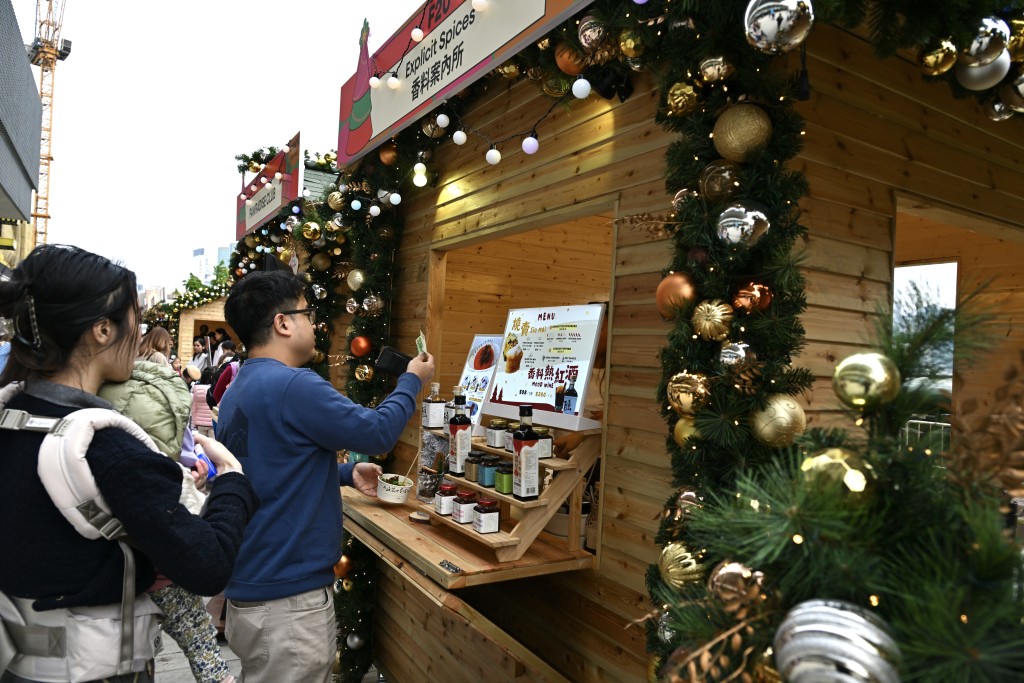 圖為去年西九文化區聖誕市集。