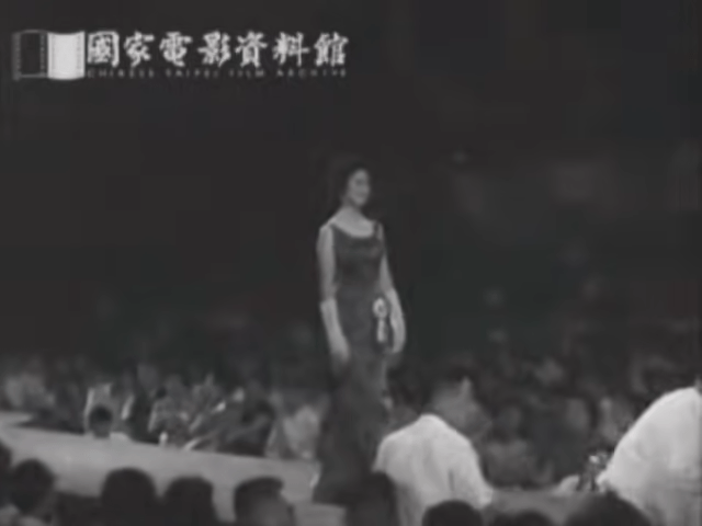 連戰夫人連方瑀半世紀前鉑當選台灣的「中國小姐」冠軍。（網上片段）