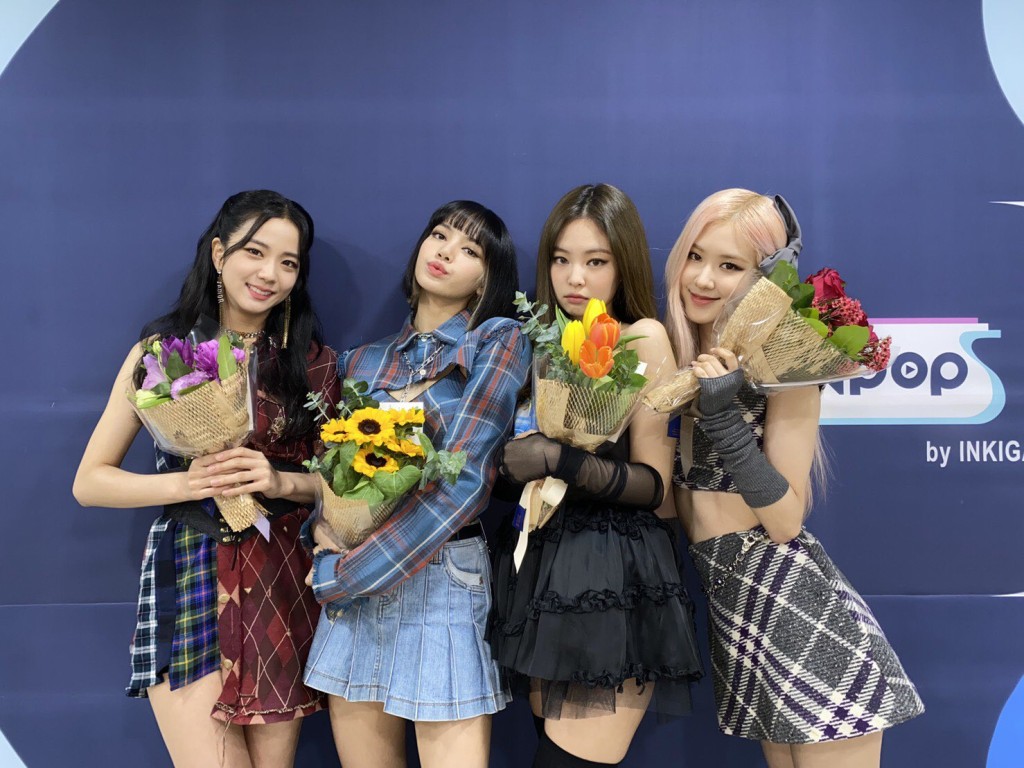 BLACKPINK成員,左起:Jisoo、Lisa、Jennie、Rosé。