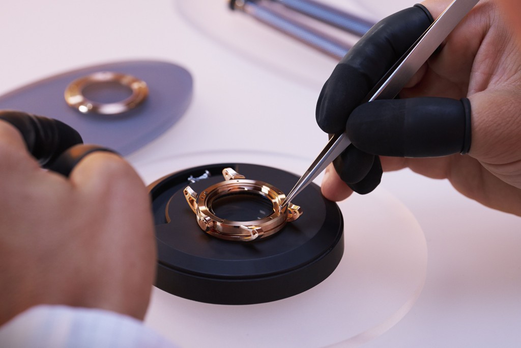 兩款愛彼CODE 11.59系列38毫米腕錶，都是18K玫瑰金錶殼。