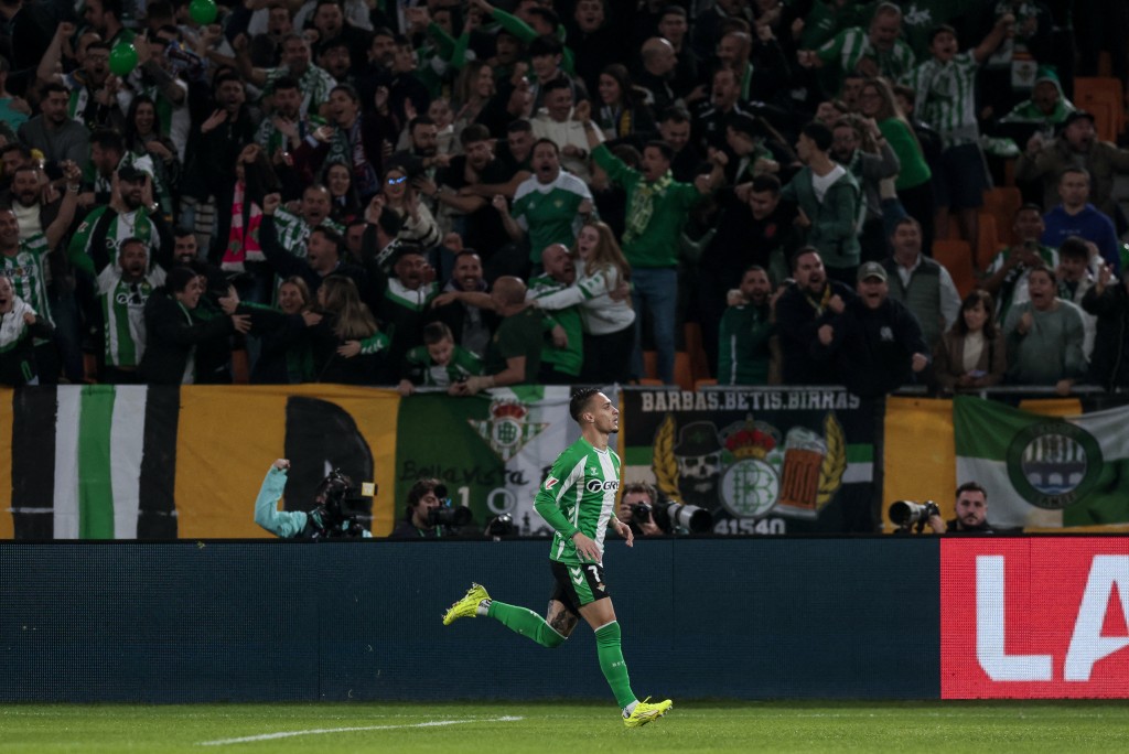 安東尼慶祝取得入球。法新社 安東尼慶祝取得入球。法新社