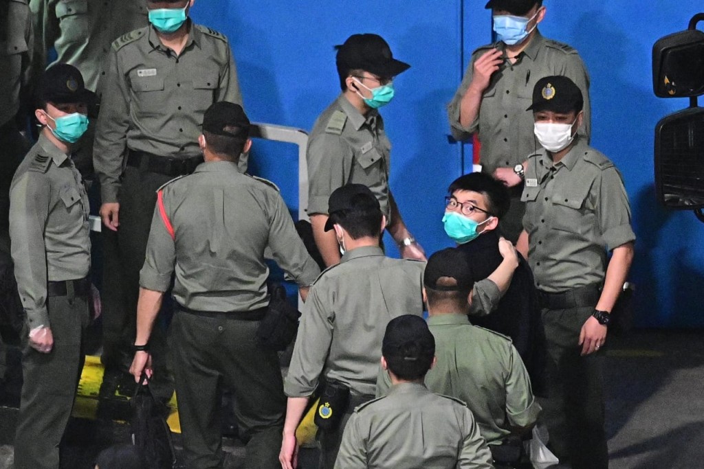 黃之鋒被控以串謀顛覆國家政權罪。