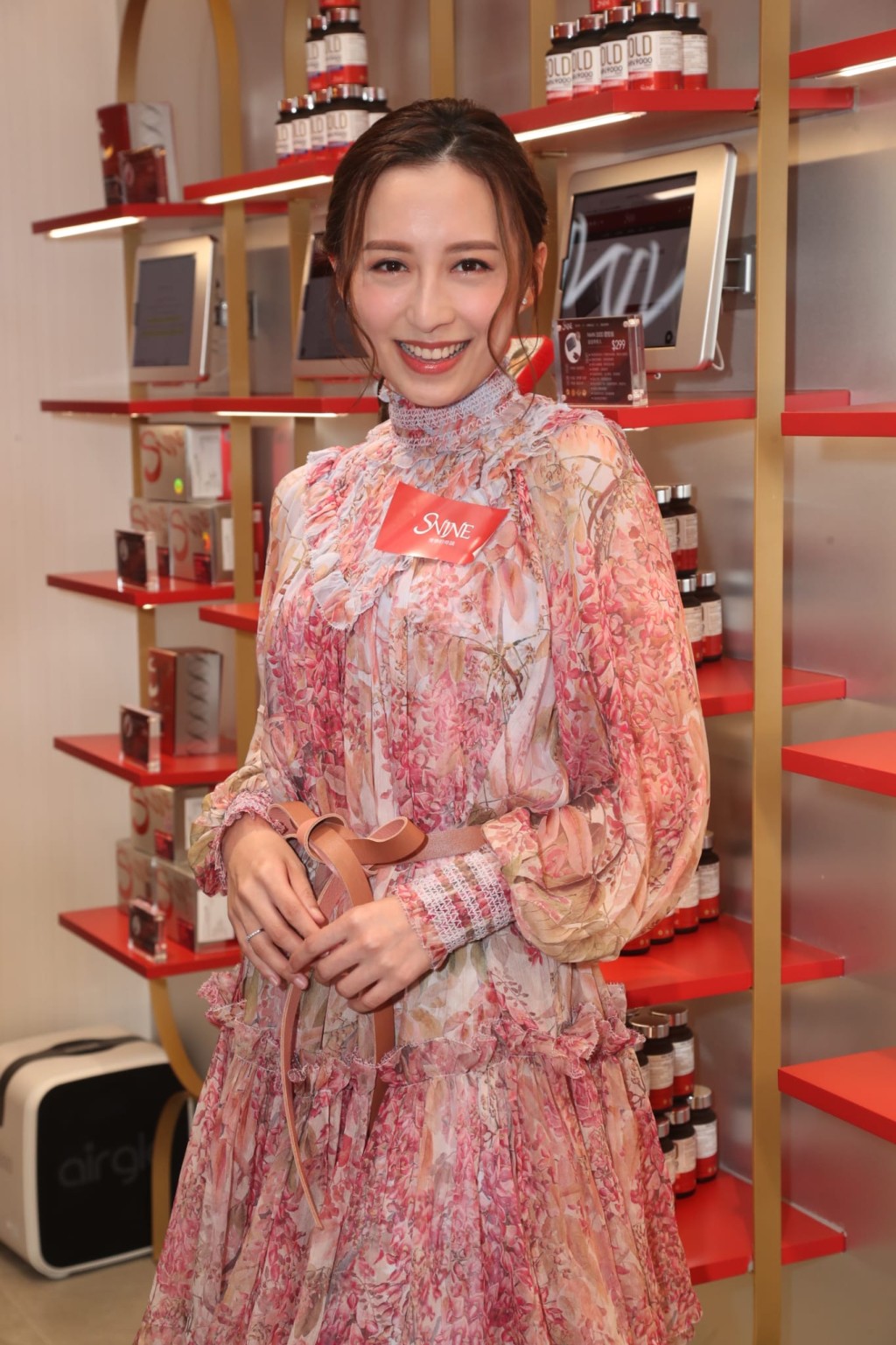 龔嘉欣與「少婦聯盟」聚會經常搭唔到嘴。