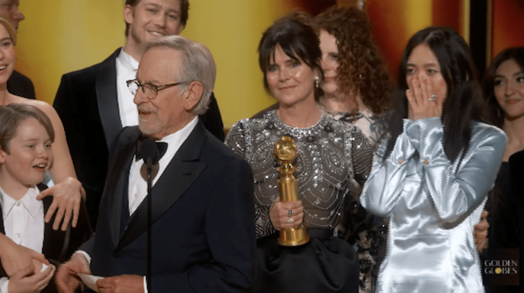 趙婷得知獲獎後露出的驚訝表情，成為當晚頒獎禮最具話題性的瞬間，於各大社交平台迅速瘋傳。YouTube@GoldenGlobes