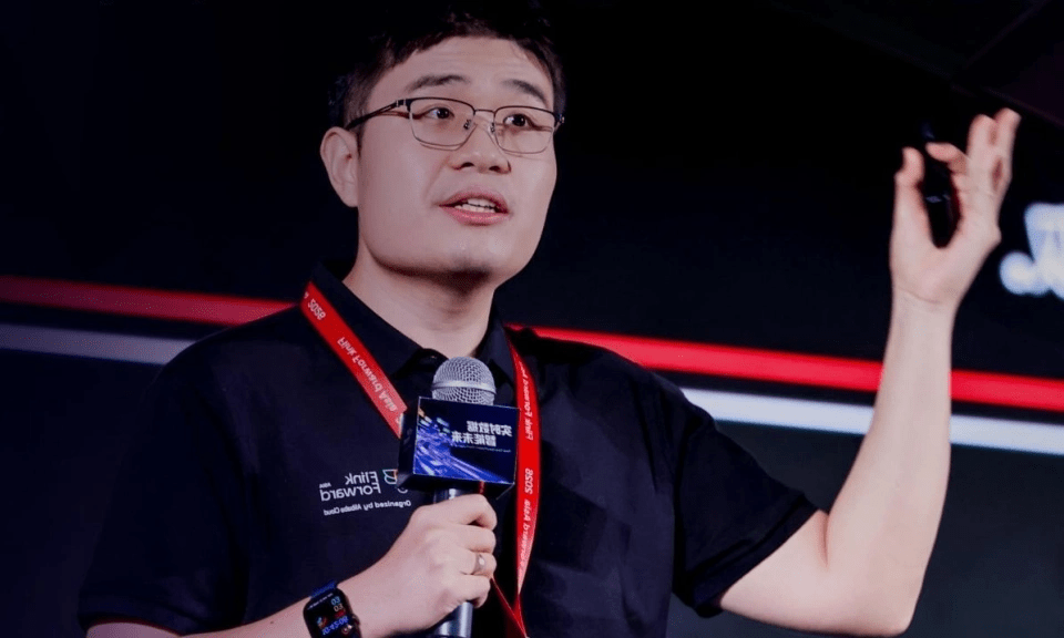 李博杰博士炮轟DeepSeek。 微博