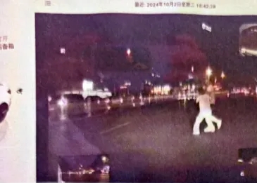 被撞前1秒行車記錄畫面。 被撞前1秒行車記錄畫面。