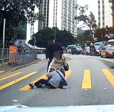 facebook截圖（資料來源：Kwong Cy＠facebook車cam L（香港群組））