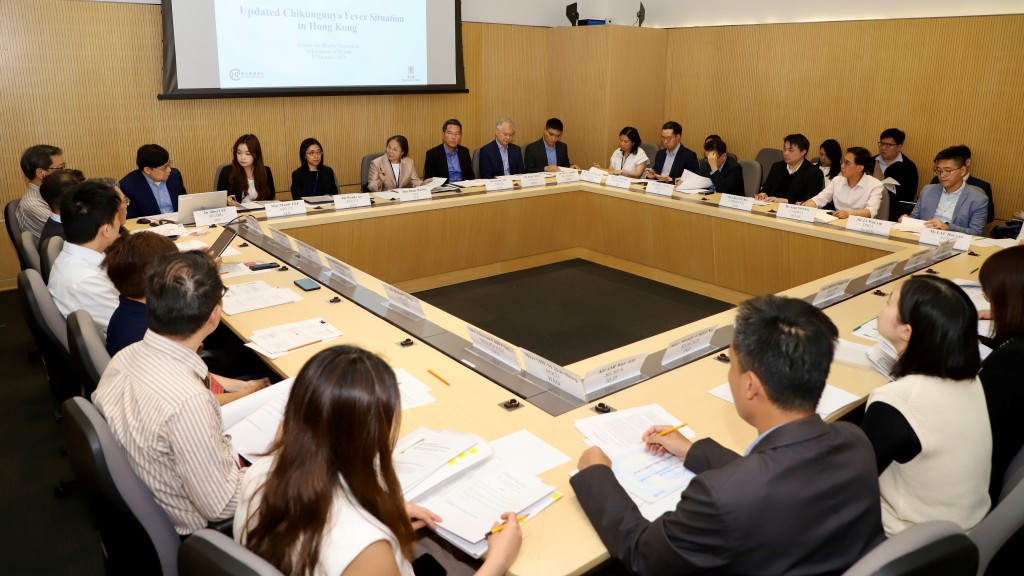 基孔肯雅熱︱環境局召開跨部門特別會議 重陽節將加強墳場防蚊工作
