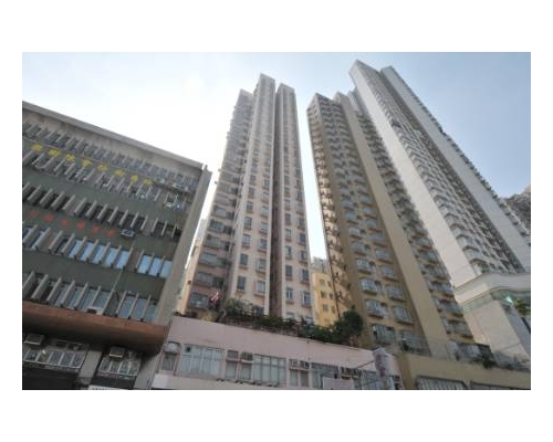 嘉富大廈783三房套1358萬成交