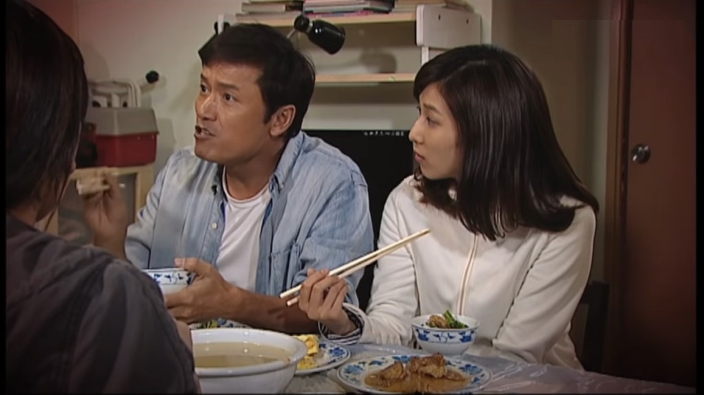 劇集講述同一屋簷下家人相處矛盾。TVB《缺宅男女》截圖