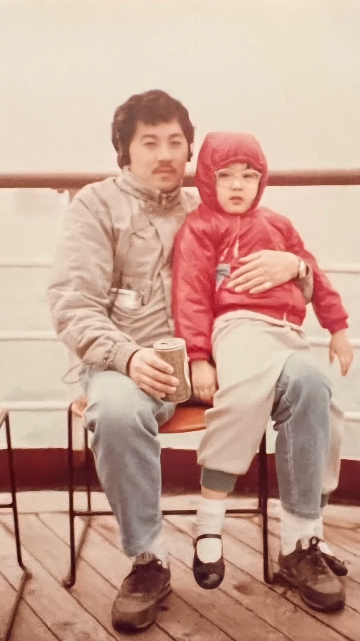 楊洛婷貼上與爸爸生前的合照紀念他。 楊洛婷貼上與爸爸生前的合照紀念他。