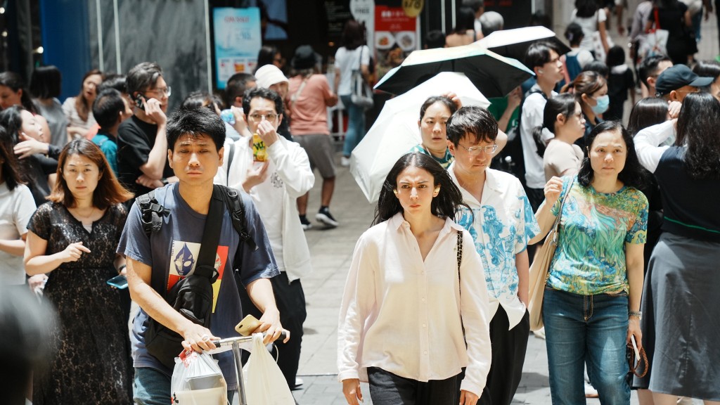天氣|明日最高氣溫達32℃ 部分地區高達34℃ 未來9日持續有驟雨