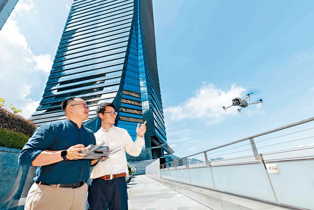 VTC致力发展低空经济科技相关培训，开办职前及在职培训课程，为不同背景的学员提供专业训练，对接业界需求。