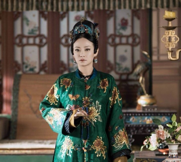 《延禧》中的「高貴妃」譚卓。《延禧攻略》劇照