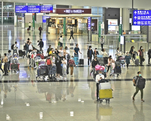 機場收緊限制避免旅客滯留。資料圖片