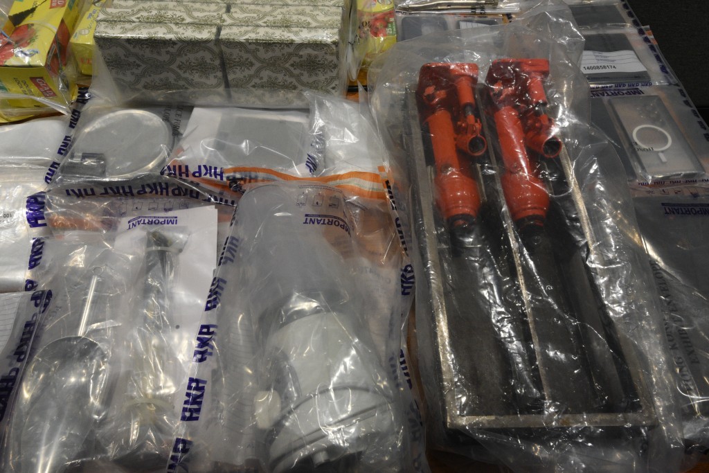 警方檢獲市值逾200萬元的毒品。