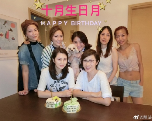 陳法蓉謂這是和洪欣10月生日的第一個生日蛋糕。(微博圖片)