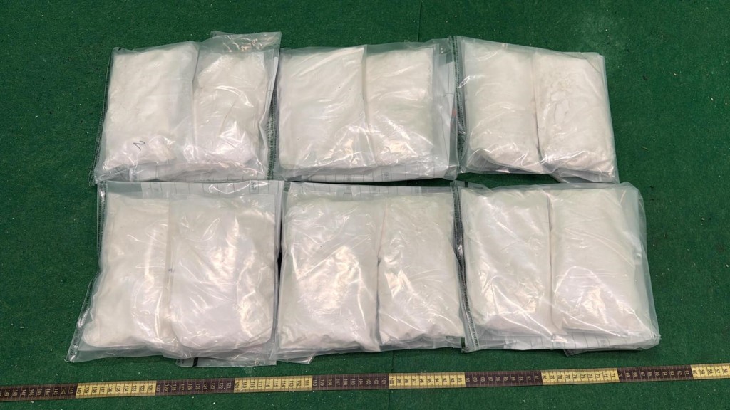 海關拘大馬抵港藏毒男 揭木酒盒藏$310萬可卡因