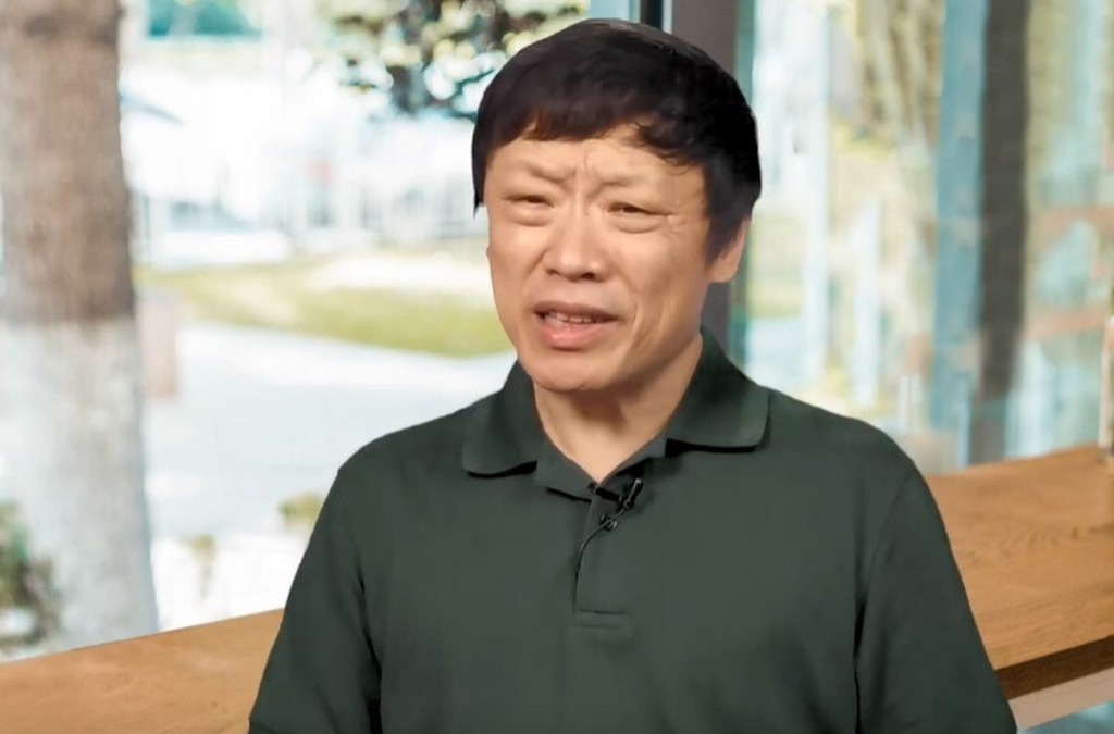 胡錫進近年不時發文評論股市。