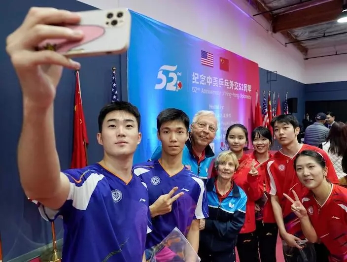 北京大學乒乓球隊訪美交流。