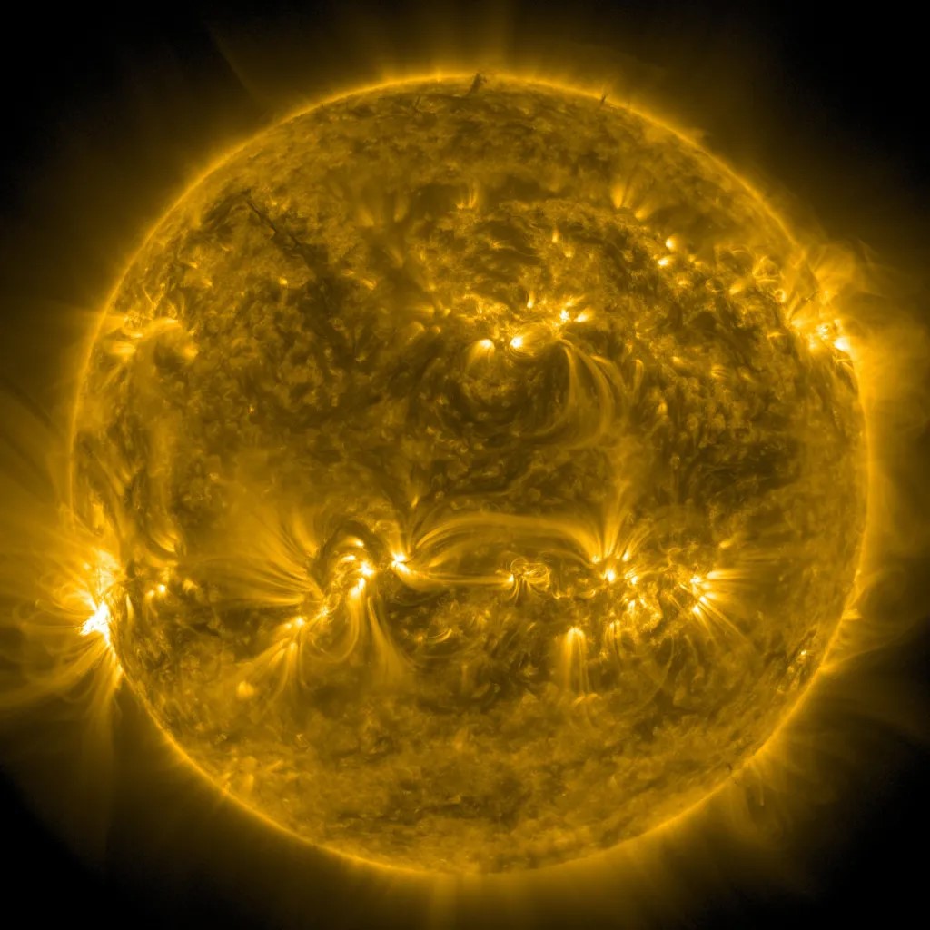 帕克太陽探測器近距觀察太陽，有助了解其運作原理。NASA