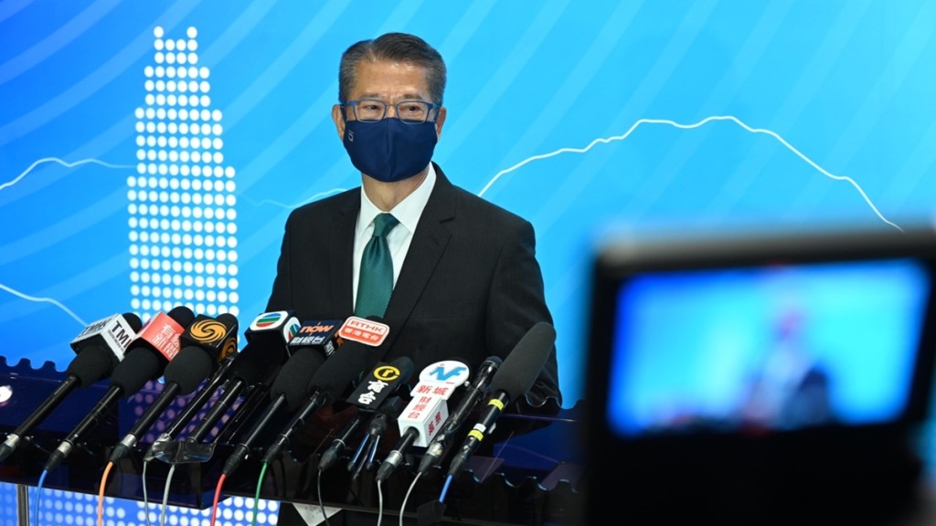 陳茂波今日(3日)出席「與國際投資者對話」研討會。梁文輝攝
