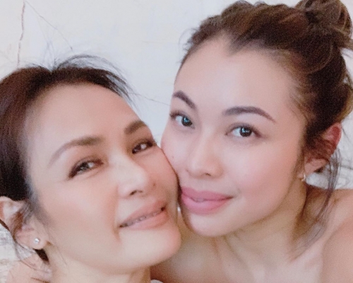 馬詩慧與愛女Kayla齊出浴。 馬詩慧IG圖