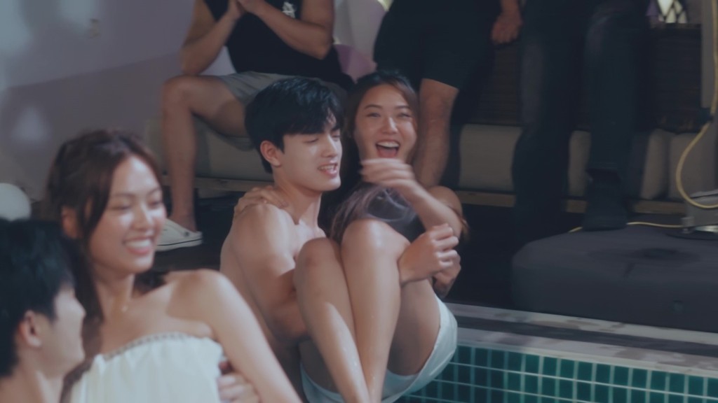 戴祖儀無負「尋歡作樂的姐姐」之名。