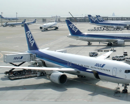 獲第1名的日本航空公司全日空,於2010年更取代日本航空,成為日本第一大航空公司。 資料圖片