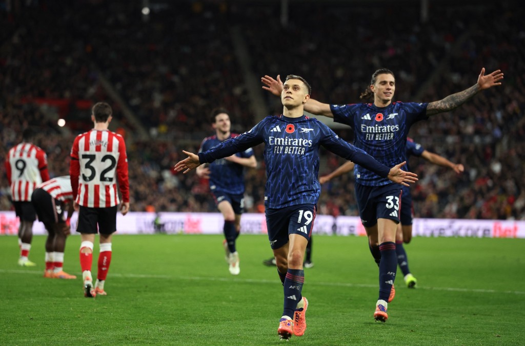 杜沙特為阿仙奴反超前。路透社