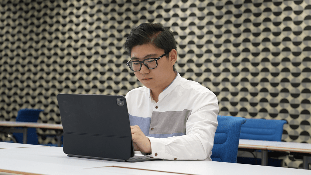 Jacky表示已準備報讀最新課程,希望繼續在航空業向上發展。 Jacky表示已準備報讀最新課程,希望繼續在航空業向上發展。