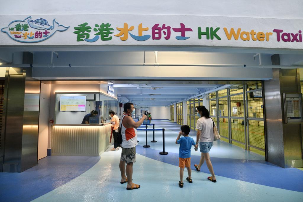 「水上的士」是政府唯一認可的維港水上觀光航線。