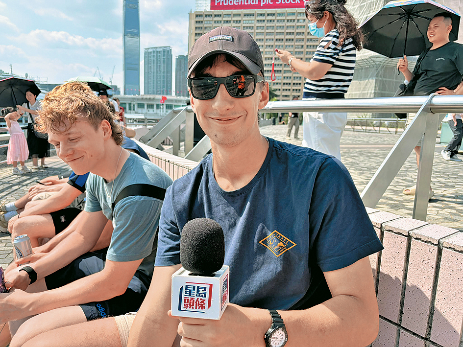 英国旅客Ben早前到内地旅游，抵港后感到「热力升级」。