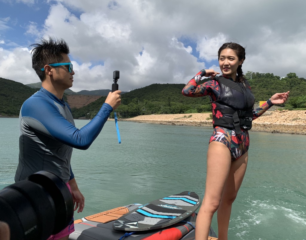 方紹聰同Toby互動，兩人好enjoy咁玩咗一日。