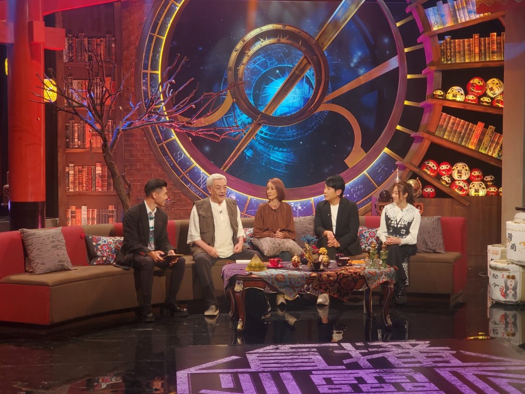 梁思浩主持的TVB Plus直播节目《直播灵接触》外界反应不俗。