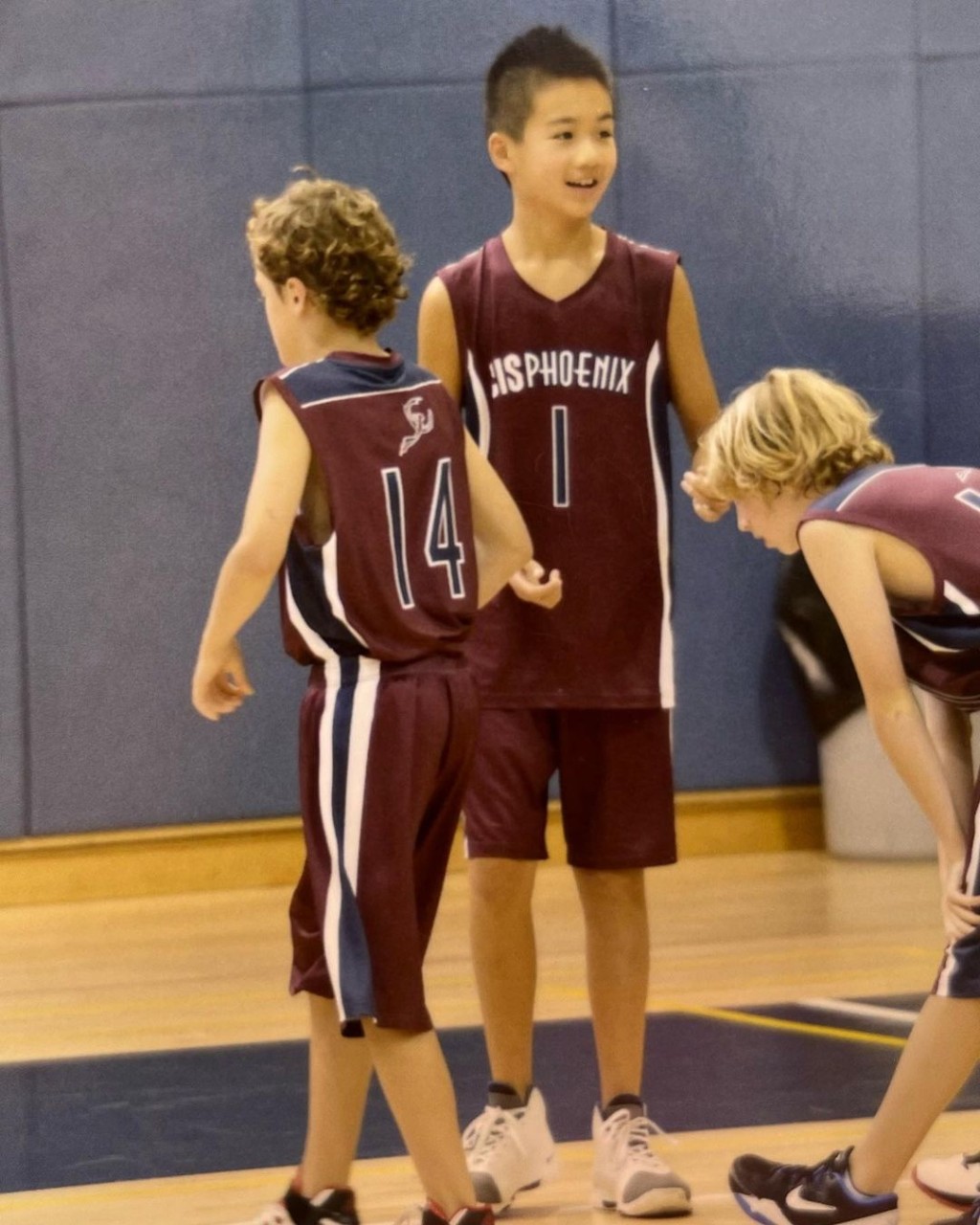 大仔Jeremey愛打籃球。
