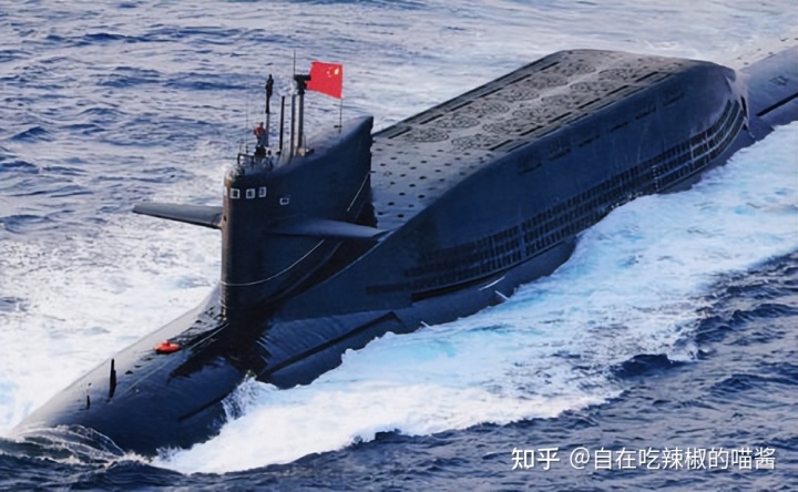 092型战略核潜艇。