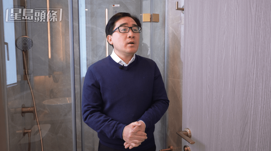 明哥指,內地與香港驗樓存在明顯差異,例如香港驗樓過程透明公開,發展商普遍不會阻撓驗樓工作。 明哥指,內地與香港驗樓存在明顯差異,例如香港驗樓過程透明公開,發展商普遍不會阻撓驗樓工作。