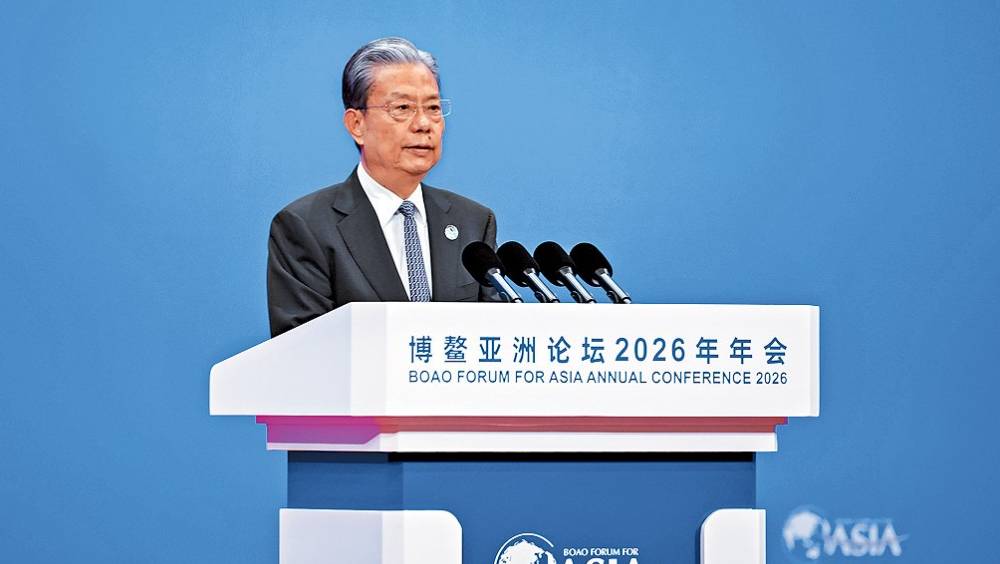 全國人大委員長趙樂際發表主旨演講。