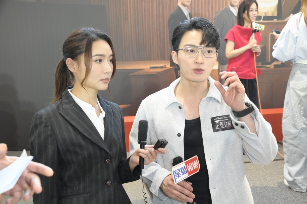 戴祖儀大爆,有好多大學同學睇完《正義女神》後,「鍾意咗周嘉洛!」 戴祖儀大爆,有好多大學同學睇完《正義女神》後,「鍾意咗周嘉洛!」