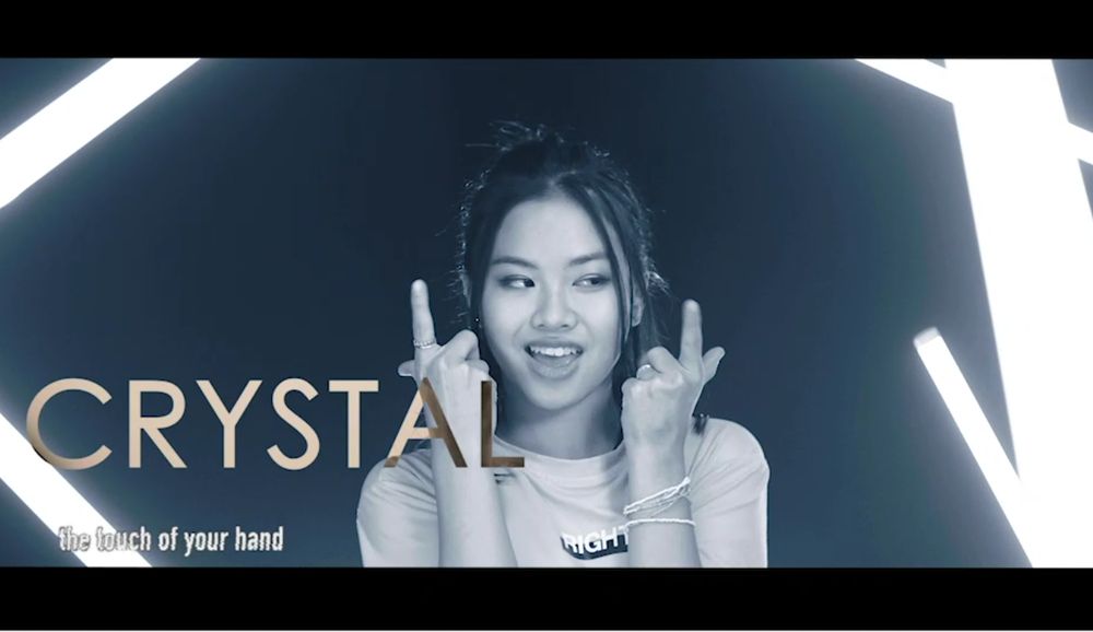 Crystal（梁善知）
