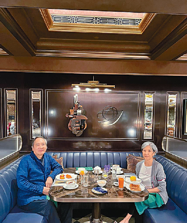 ■跟太座在「伦敦人」的「华廷」会所食早餐。