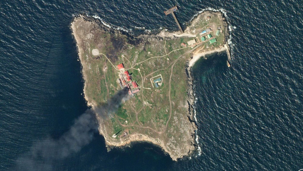 俄國防部宣布從蛇島撤軍。路透社圖片