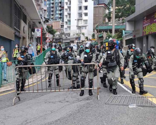 警方當日於港島多區封路戒備。資料圖片