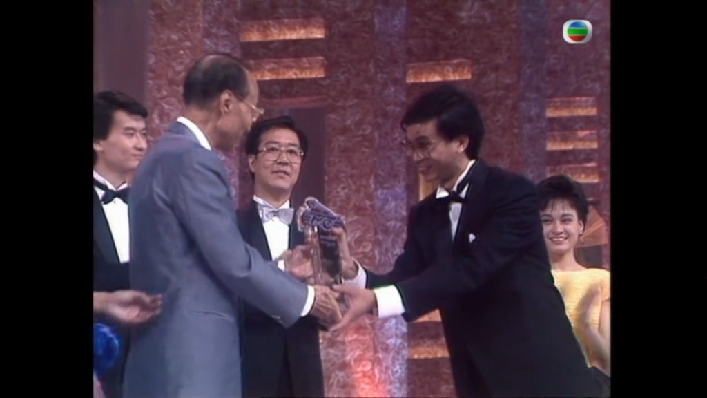 楊瑞麟曾在1987年參加《全能司儀選拔大賽》撼贏黃子華。